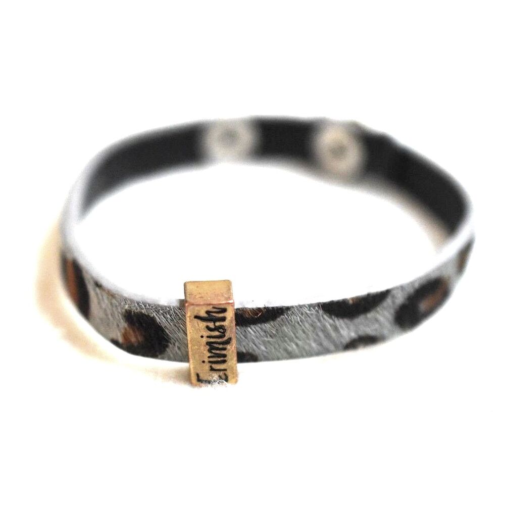 Erimish Gray Leopard Print Faux Fur Leather 7-8 Inch Snap Grunge Unisex Bracelet